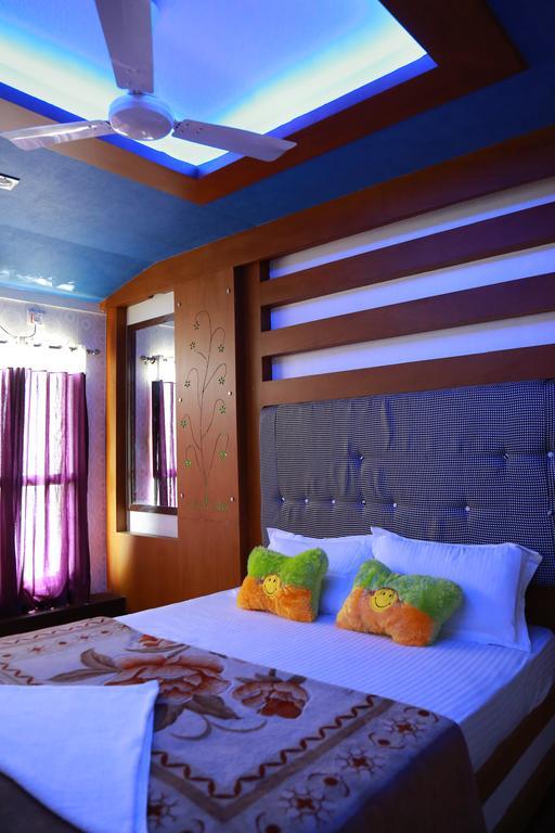 Marari Houseboat Hotel Mararikulam Phòng bức ảnh
